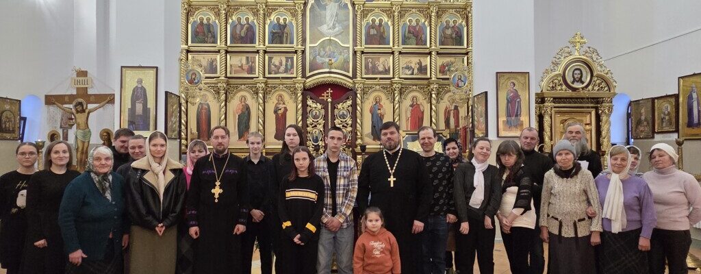 Молодежный вечер в Никольском храме г.Березино